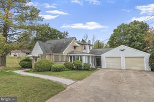 219 N Pleasantview Rd - Photo 1 of 1