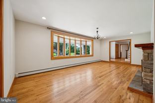 3574 Glen Way - Photo 1 of 1
