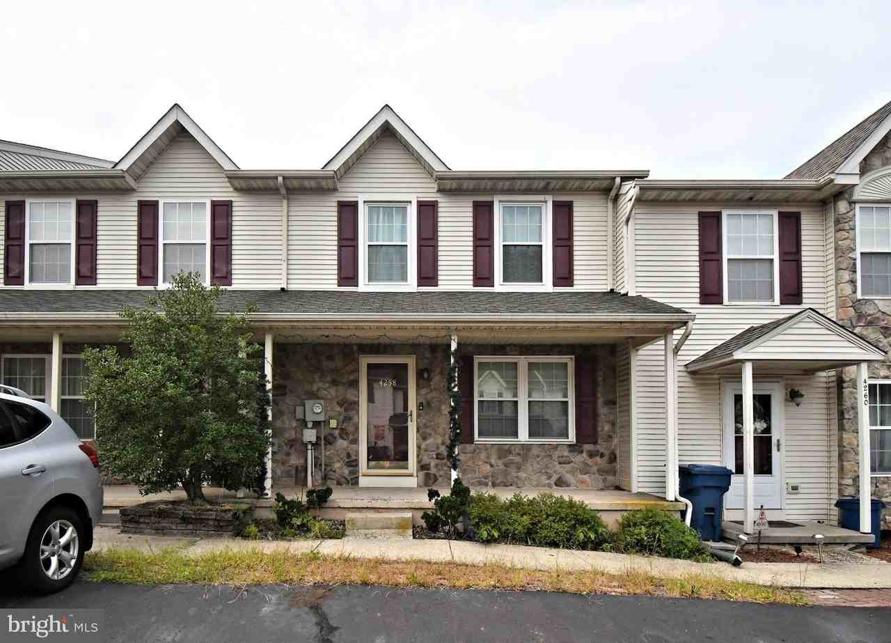 4258 Red Oak Ct - Photo 2 of 49