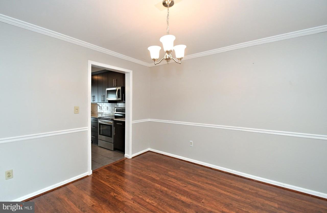 4258 Red Oak Ct - Photo 5 of 49