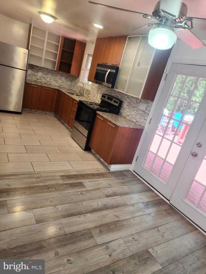 2113 Wild Laurel Dr - Photo 5 of 7