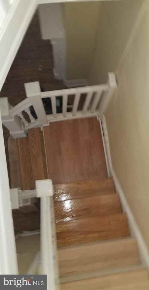 2714 W Albert St - Photo 2 of 8