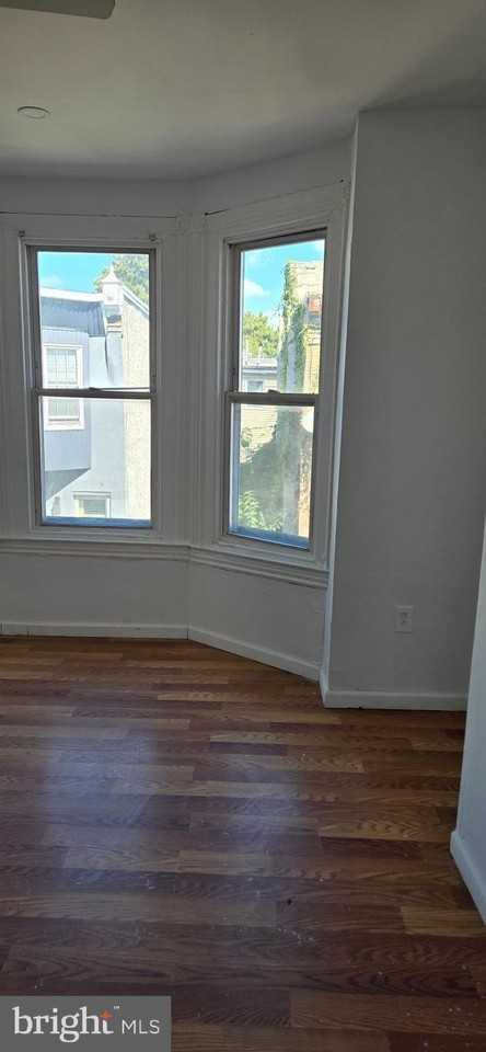 2714 W Albert St - Photo 7 of 8