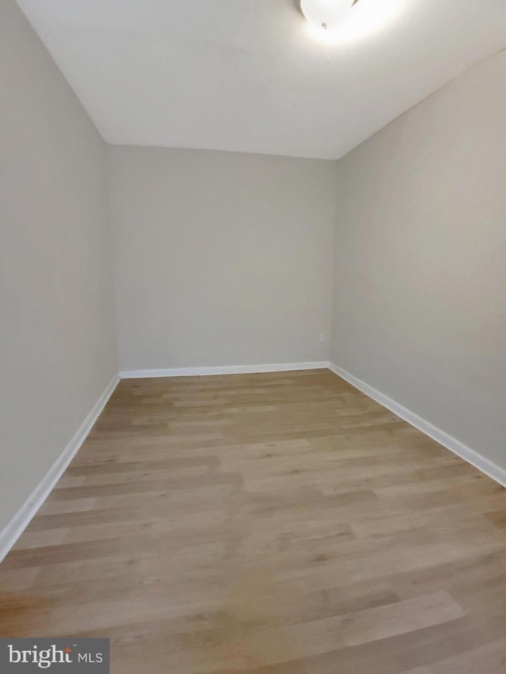 2015 Pierce St - Photo 7 of 15
