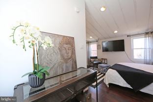 1111 Earl St - Photo 1 of 1