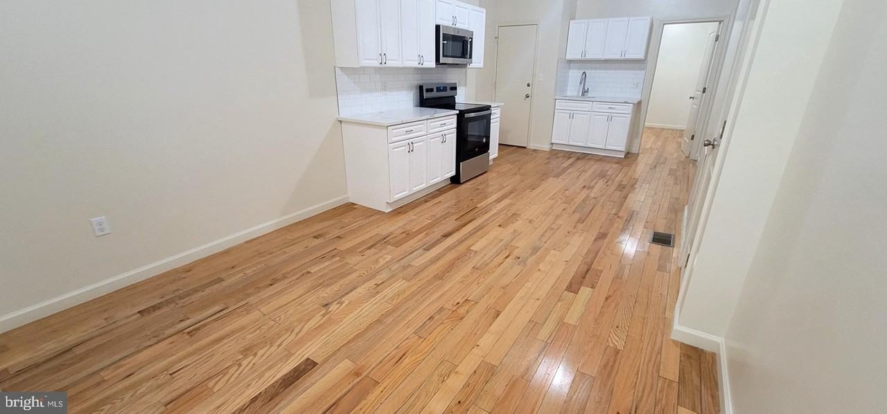 1214 West Hilton Street #1stFL - Photo 3 of 11