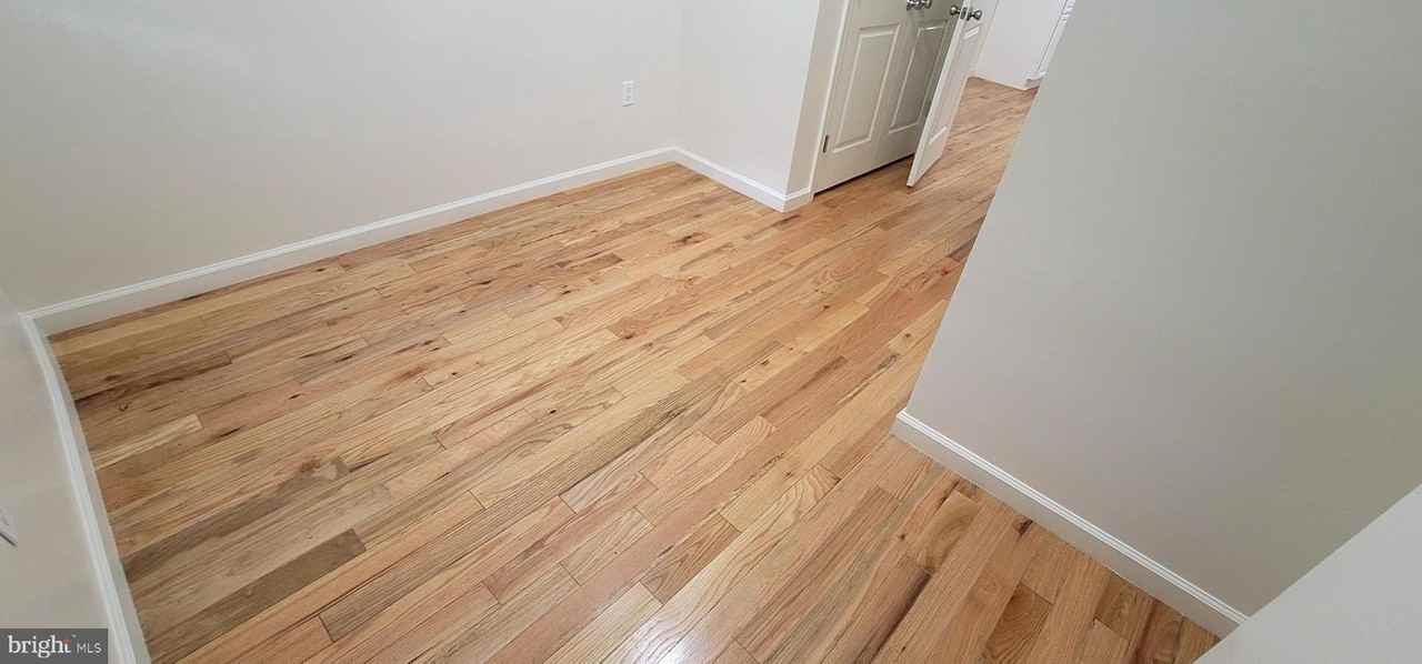 1214 West Hilton Street #1stFL - Photo 5 of 11