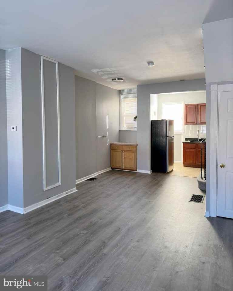 338 Snyder Avenue - Photo 6 of 40