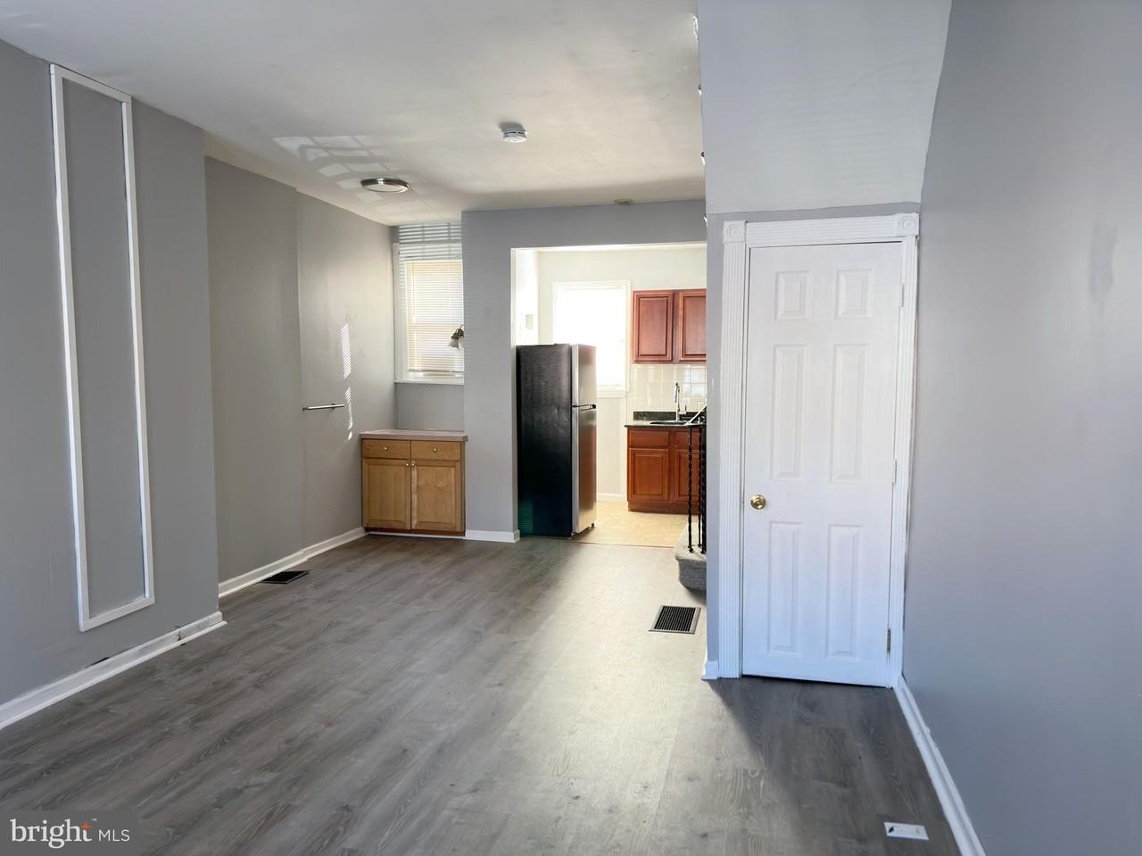 338 Snyder Avenue - Photo 7 of 40