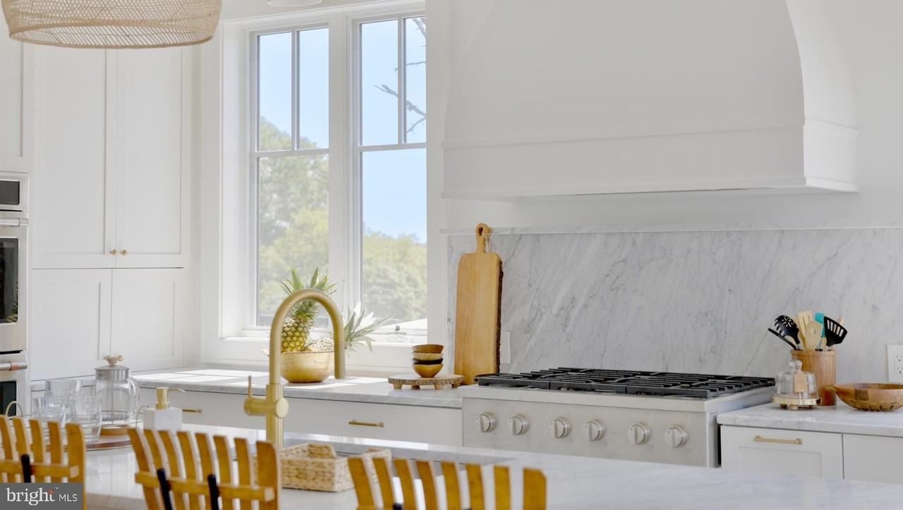 8100 Germantown Ave Unit B #B - Photo 6 of 13