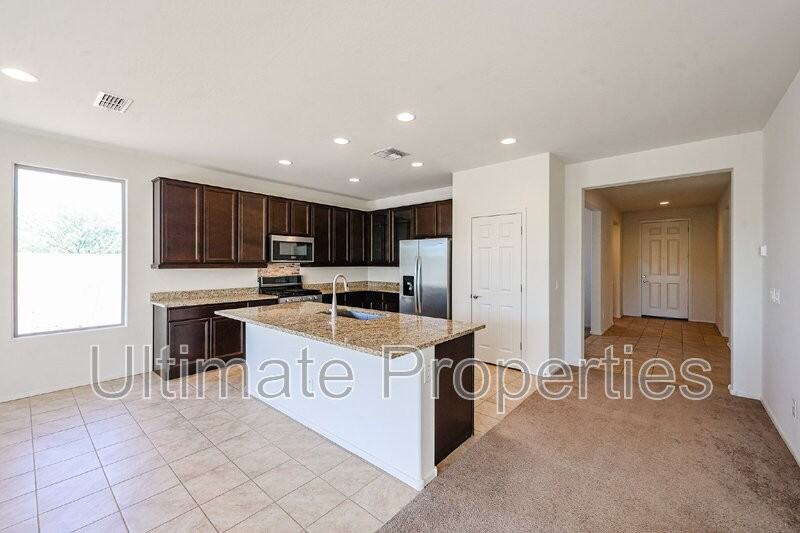 25805 N 161st Dr - Photo 6 of 16