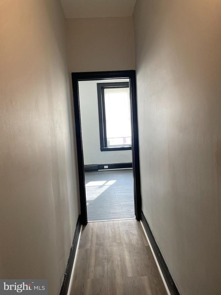 3820 North Broad Street #5 - Photo 4 of 16