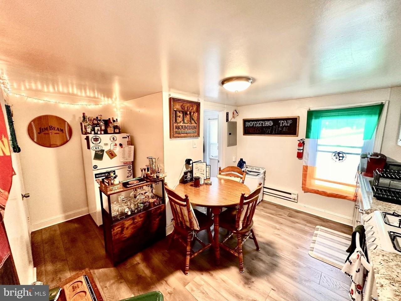 3652 Midvale Ave Unit 3 #3 - Photo 5 of 9