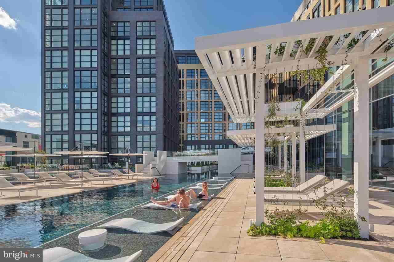 1001 1001 S BROAD Street unit: 3 Br M - Photo 2 of 13