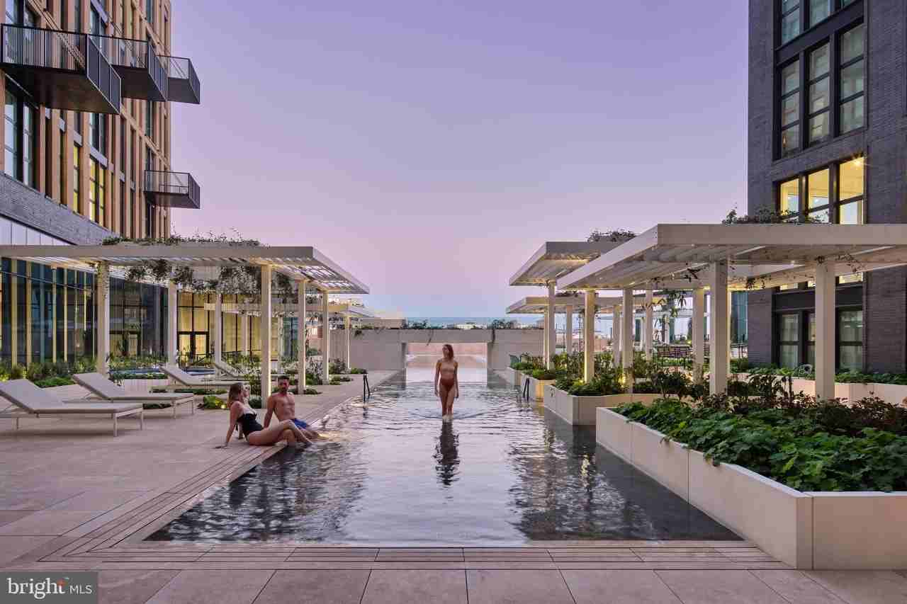 1001 1001 S BROAD Street unit: 3 Br M - Photo 4 of 13