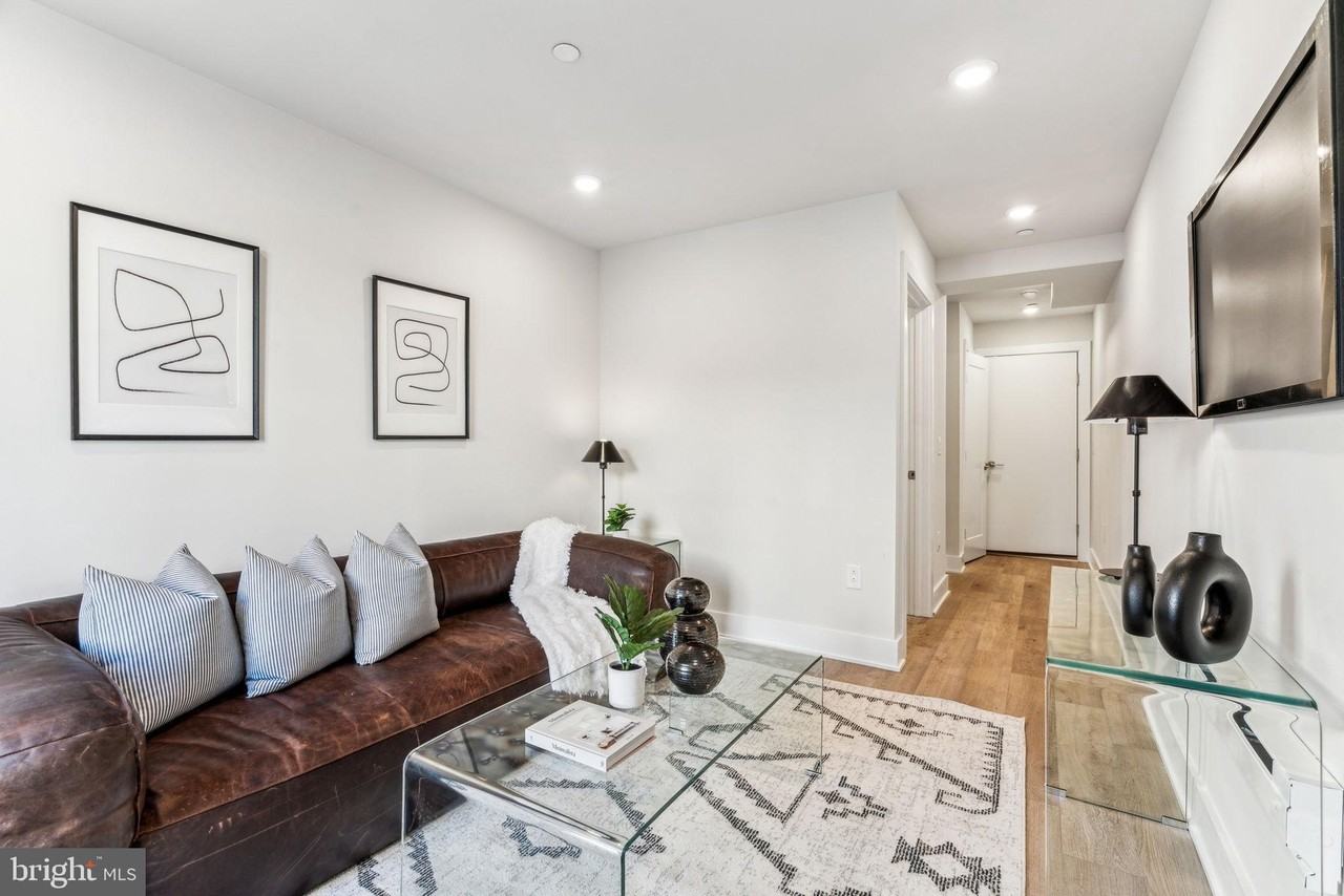 3205 N 35th St Unit 7a #7A - Photo 2 of 42