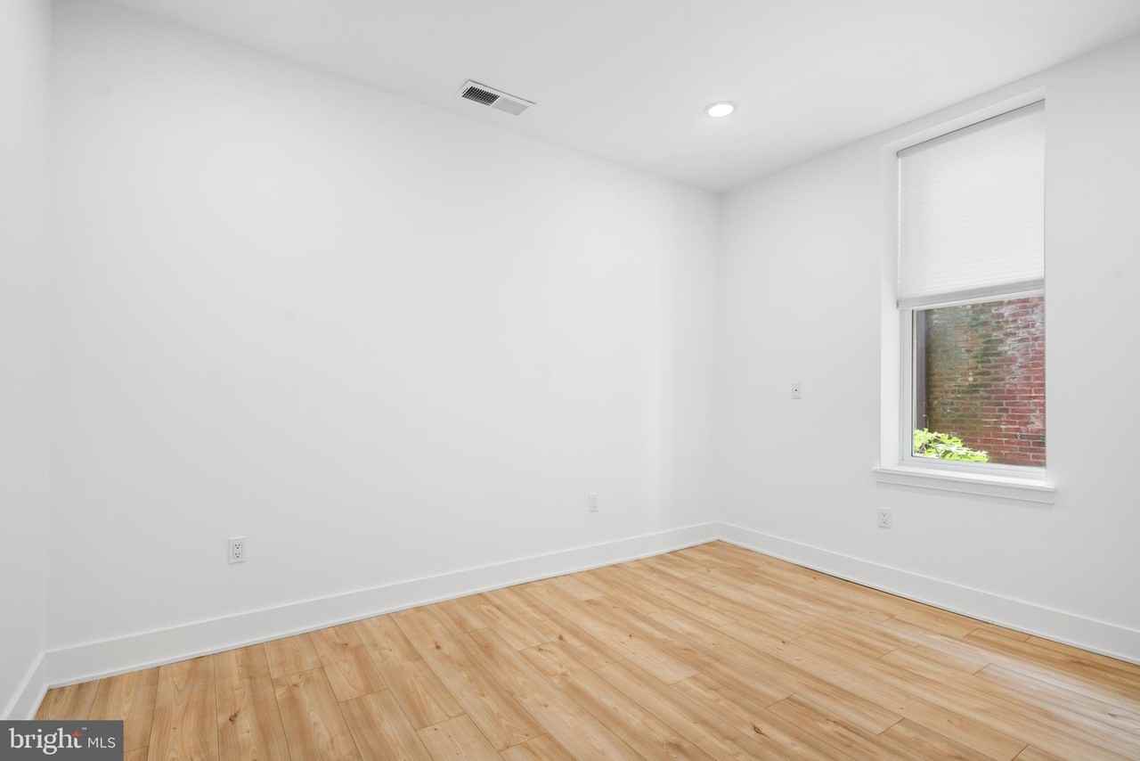 1949 N 32nd St Unit 1 #1 - Photo 3 of 10