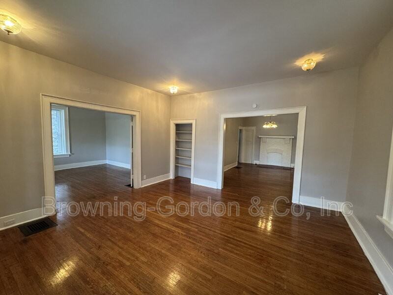 1503 Bernard Ave - Photo 2 of 14