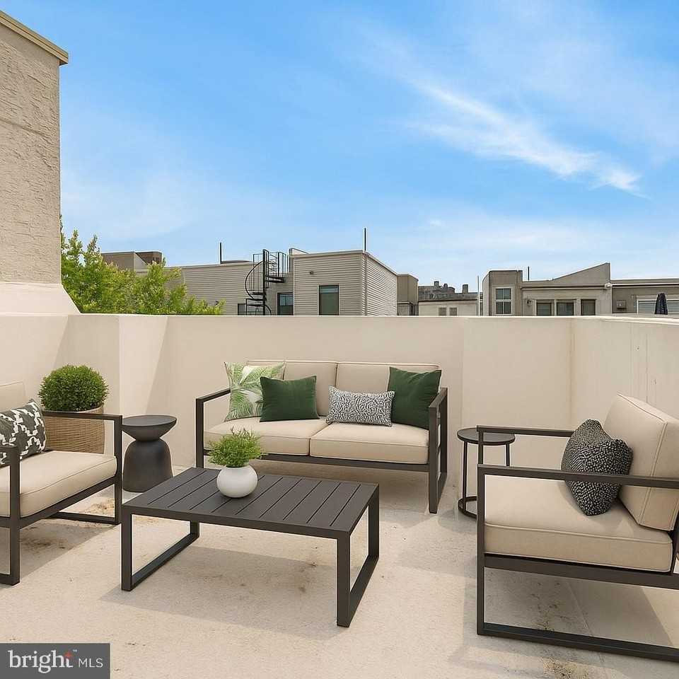 1904 Manton Street - Photo 4 of 31