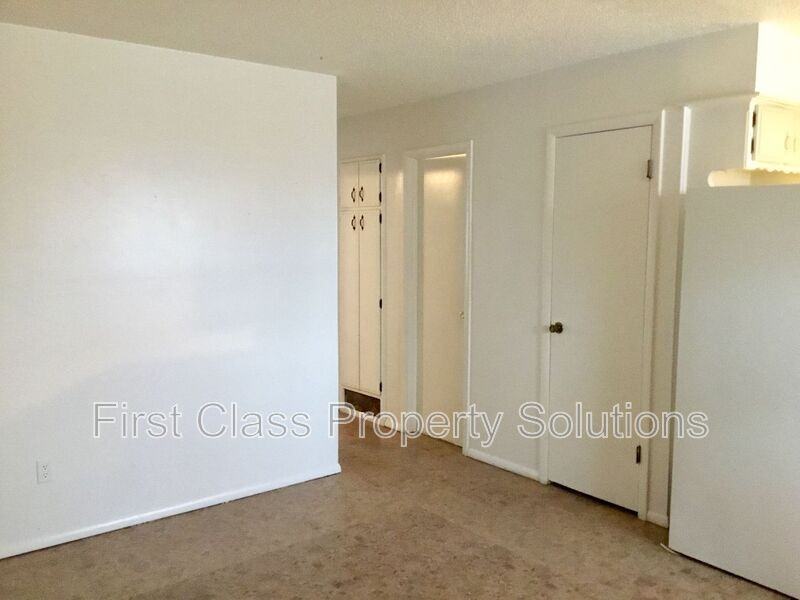 1104 N Carol Ln #C - Photo 6 of 17