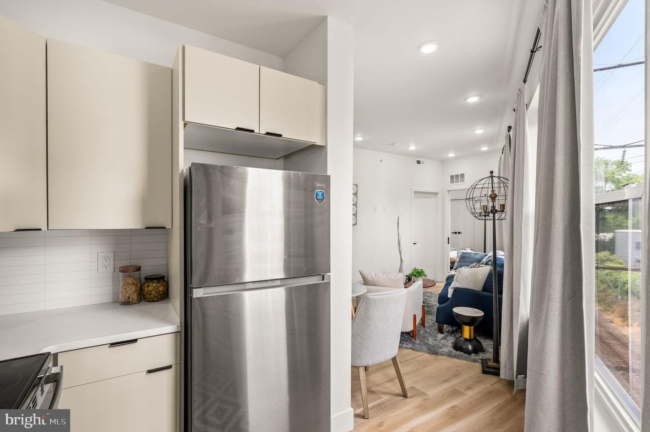 4921 Chester Ave Unit 302 #302 - Photo 7 of 12