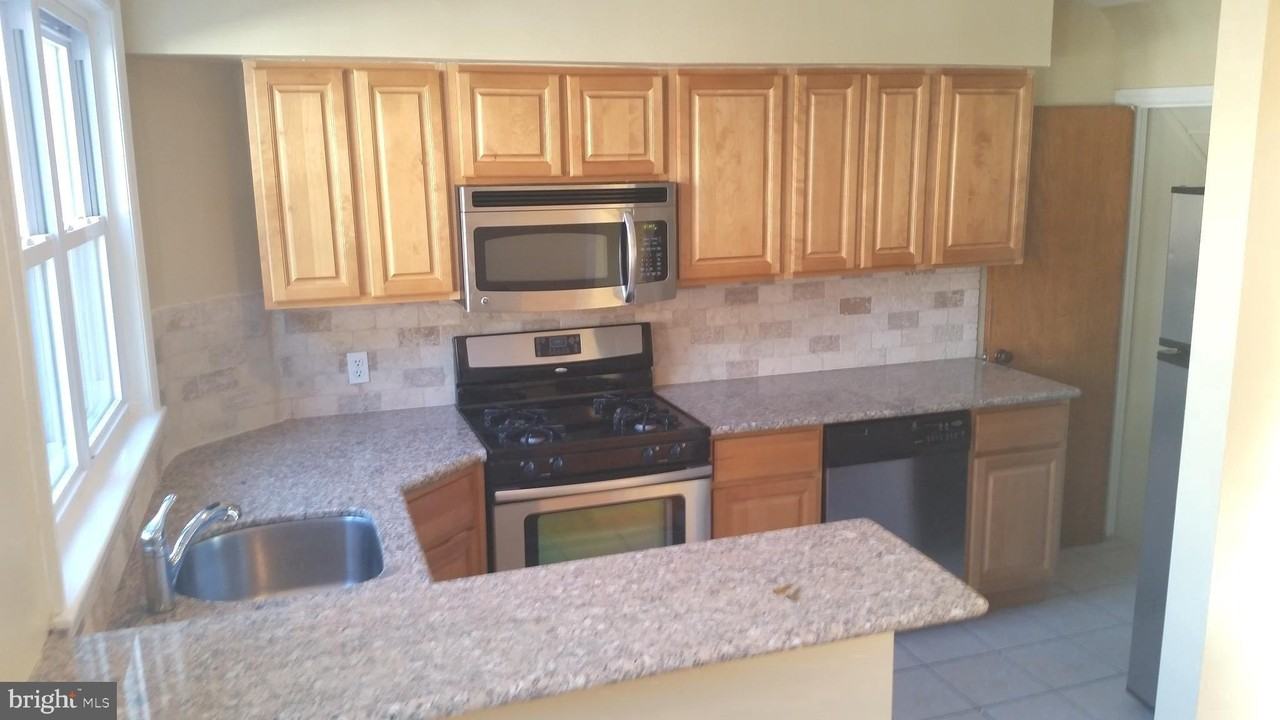 3612 Winona Street - Photo 7 of 10