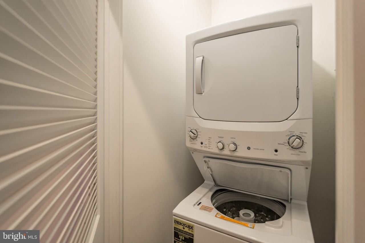 1642 N Marshall St Unit 2 #2 - Photo 5 of 17