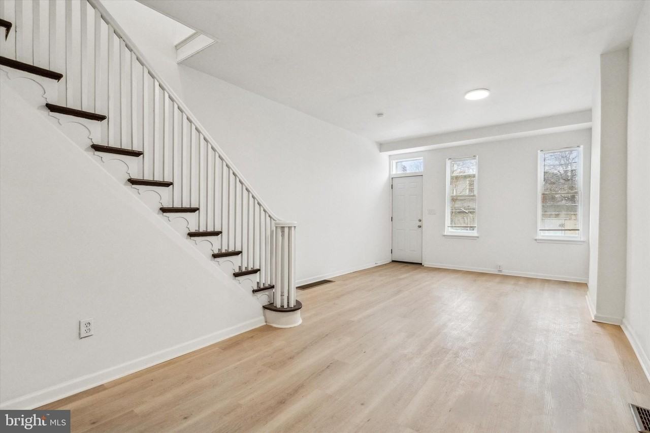 2508 N Sartain St - Photo 4 of 15