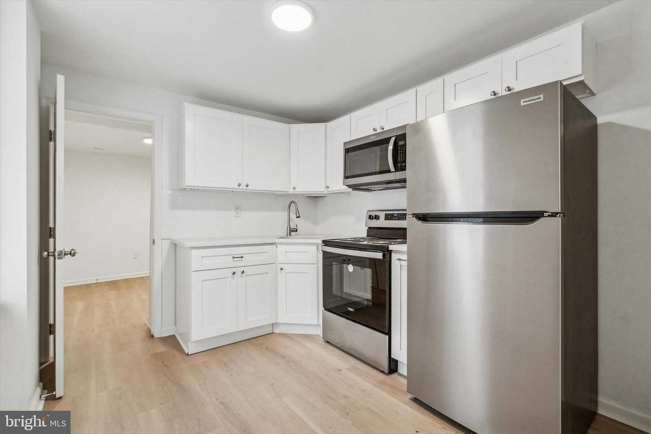 2508 N Sartain St - Photo 6 of 15