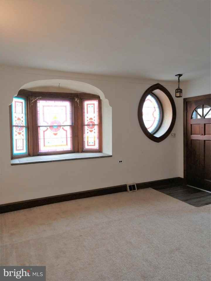 7738 Ardleigh St - Photo 5 of 32