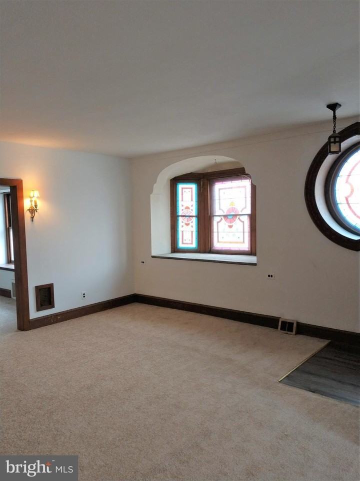 7738 Ardleigh St - Photo 6 of 32