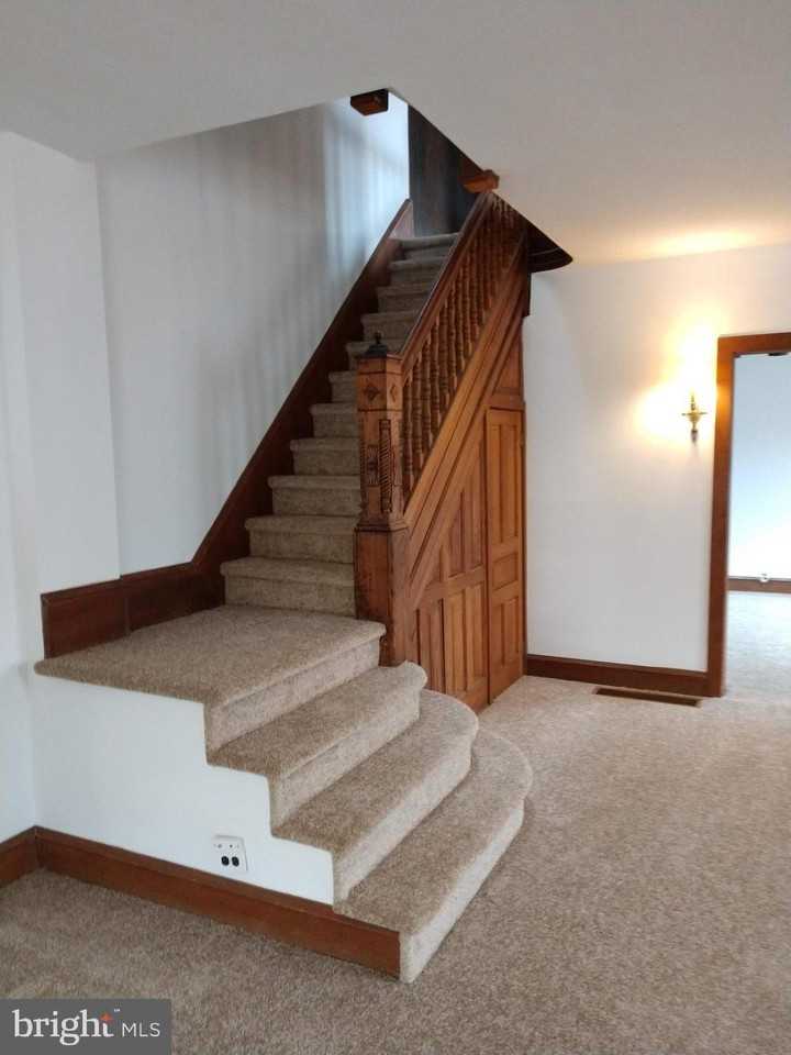 7738 Ardleigh St - Photo 7 of 32