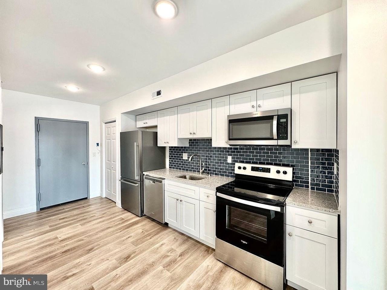 4077 Lancaster Ave Unit 306 #306 - Photo 3 of 8