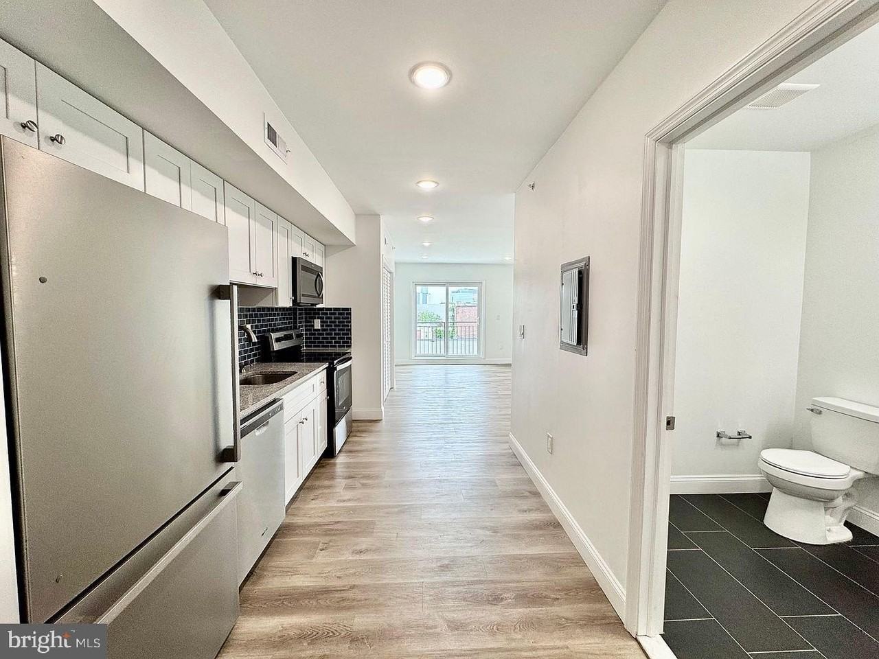 4077 Lancaster Ave Unit 306 #306 - Photo 4 of 8