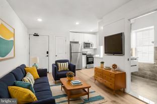 2046 E Huntingdon St Unit 3f #3F - Photo 1 of 1