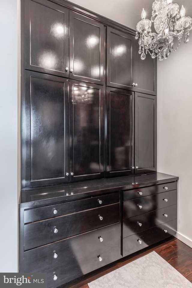 101 Walnut St Apt 6 #6 - Photo 5 of 21