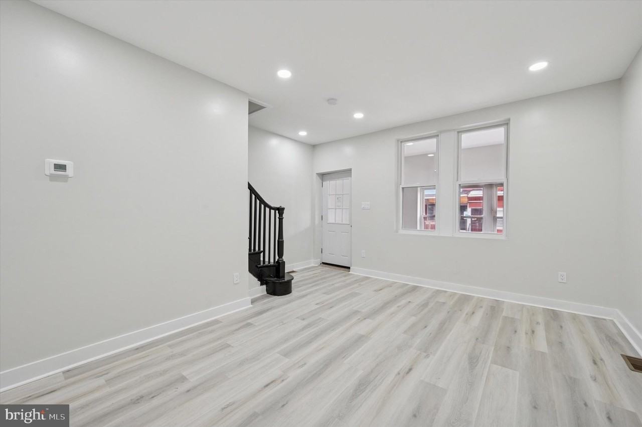 6055 Allman St - Photo 7 of 15