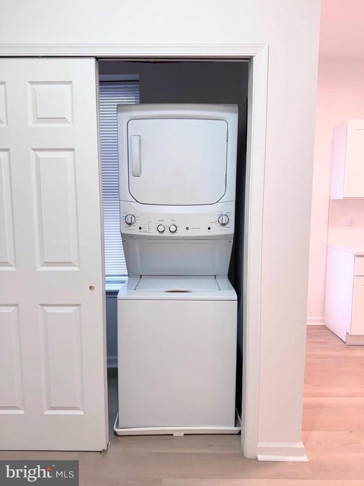 319 E Lehigh Ave #2 - Photo 7 of 37