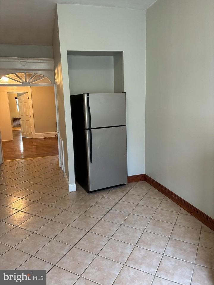 1410 Porter Street - Photo 5 of 17