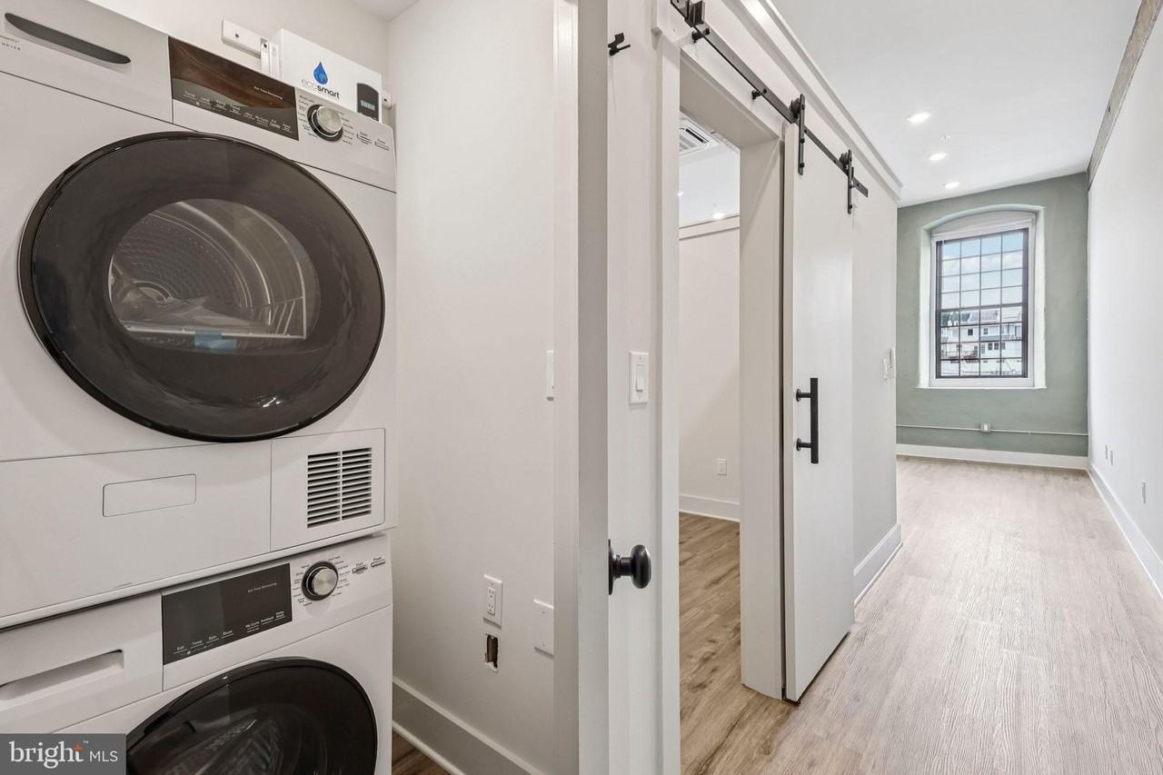 201 Leverington Ave Unit 107 #107