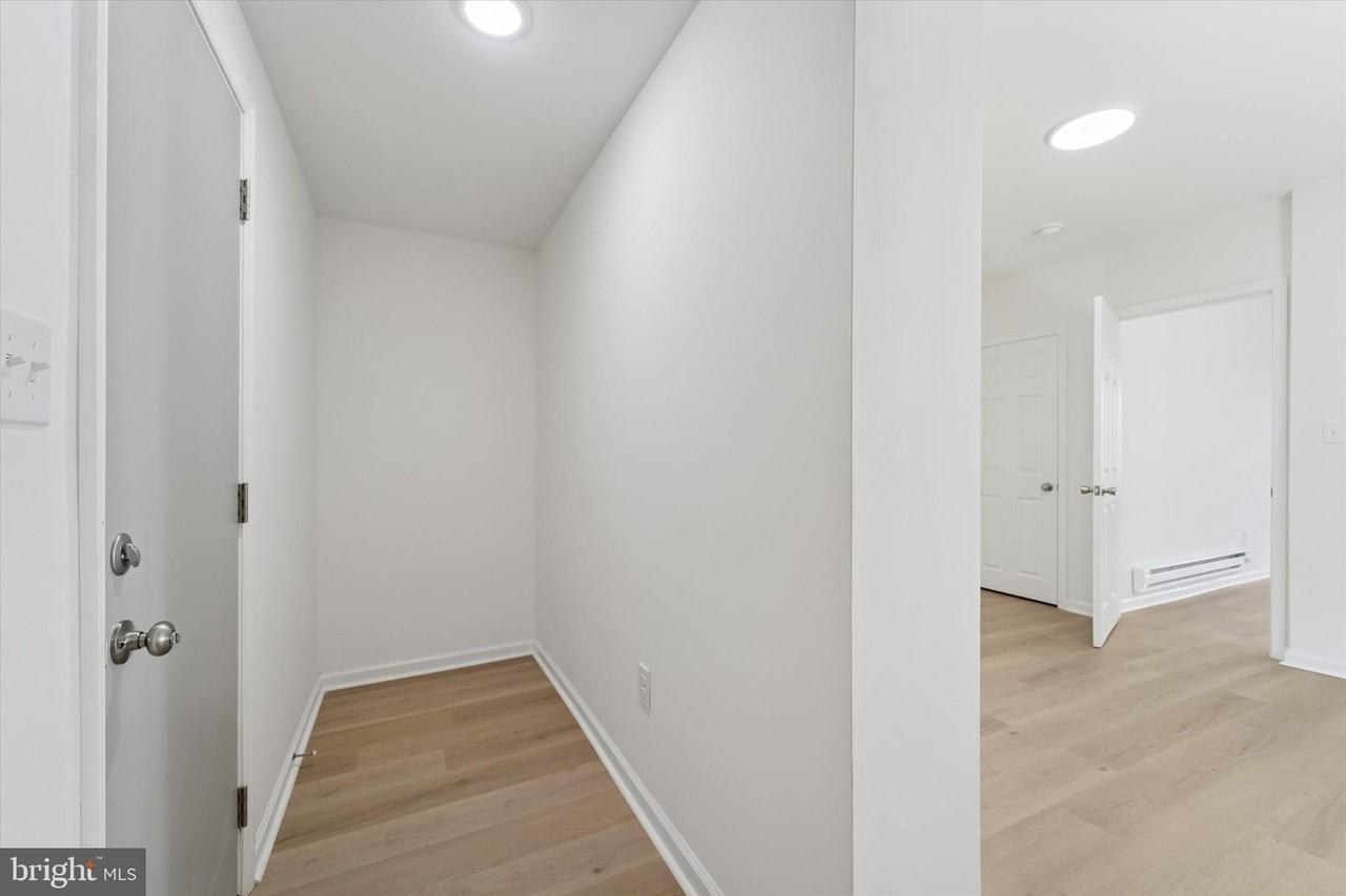 3912 North 8th Street - Photo 7 of 17