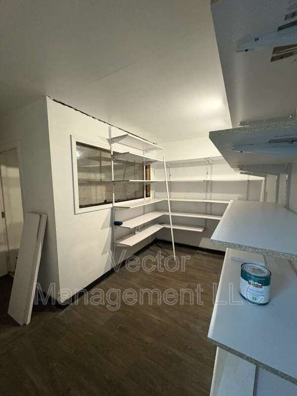 1158 Dixwell Ave - Photo 3 of 5