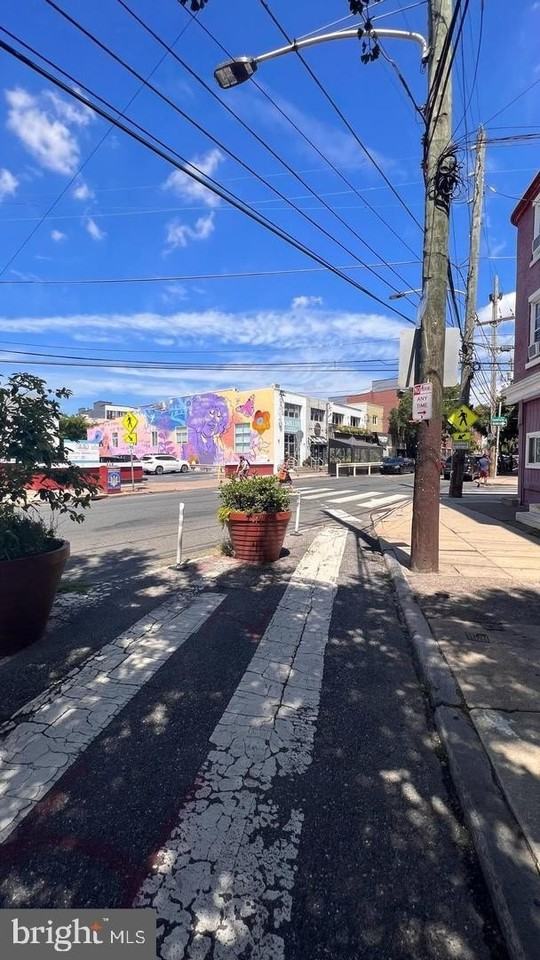 1249 Shackamaxon Street #2F - Photo 2 of 9