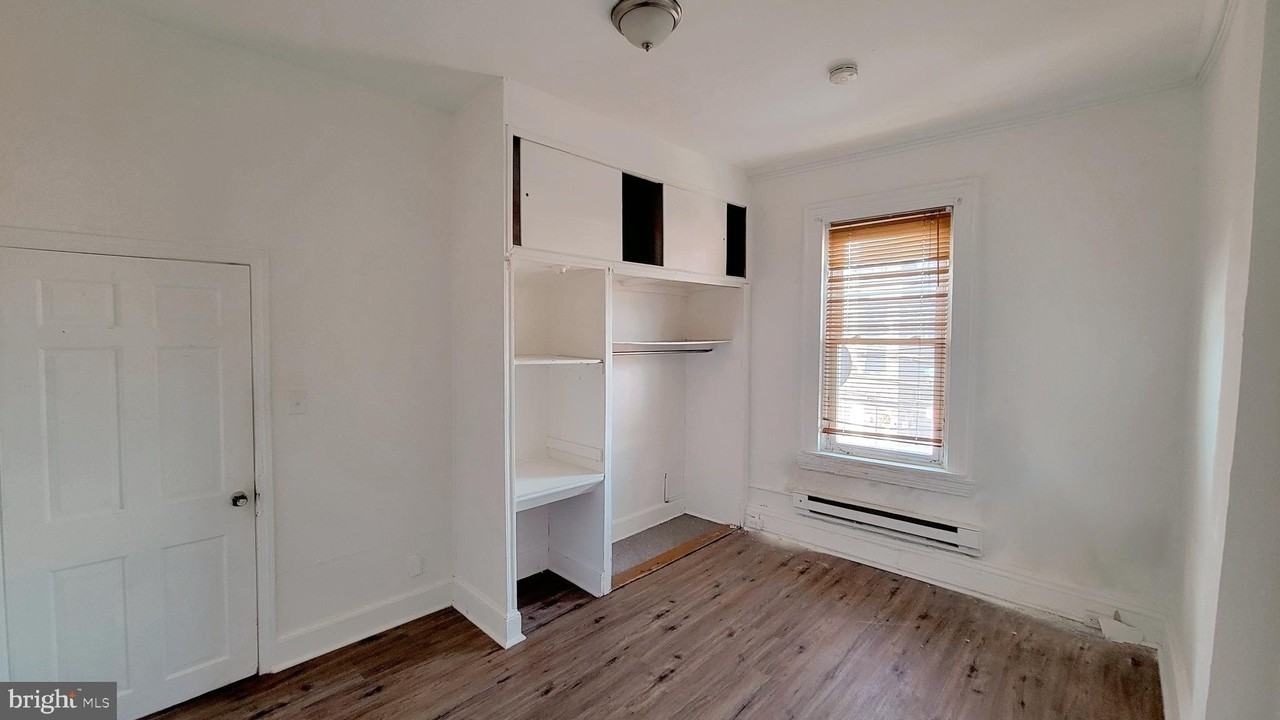 1249 Shackamaxon Street #2F - Photo 4 of 9