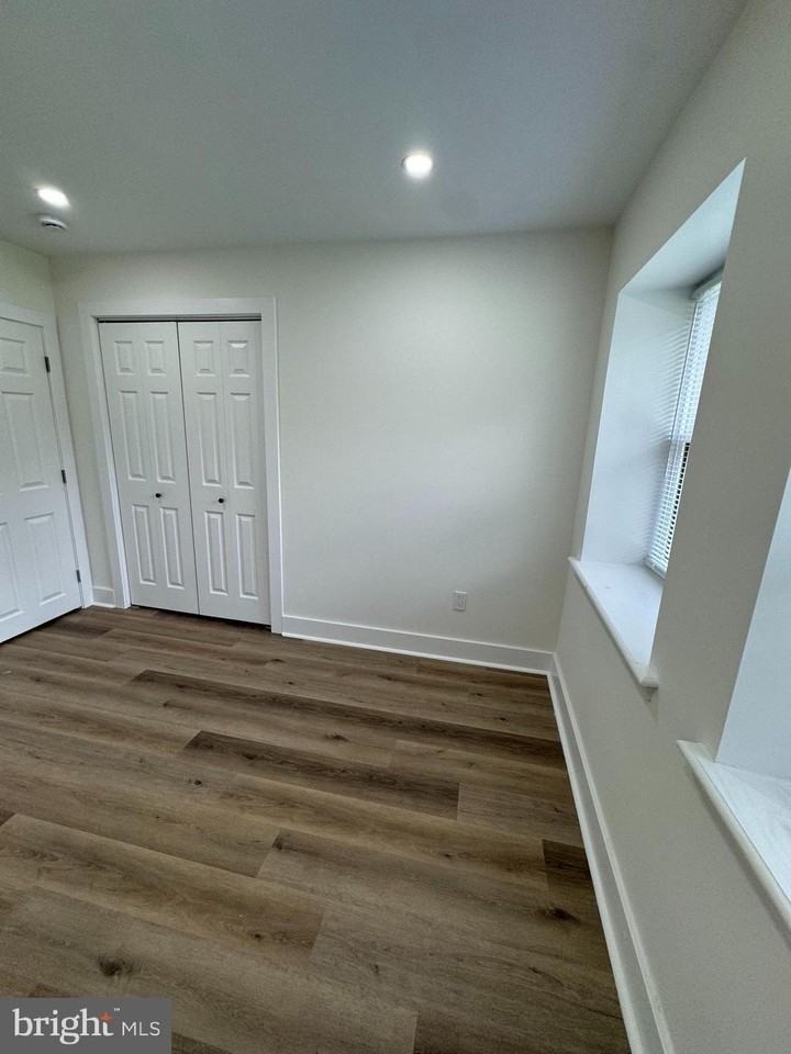 8606 Verree Rd - Photo 6 of 40