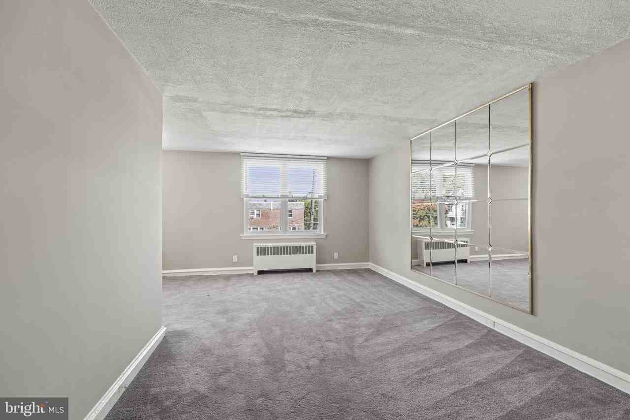 936 E Vernon Rd Unit 2 #2 - Photo 6 of 19