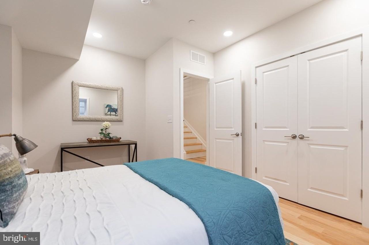 1322 Hope Street #A - Photo 3 of 30