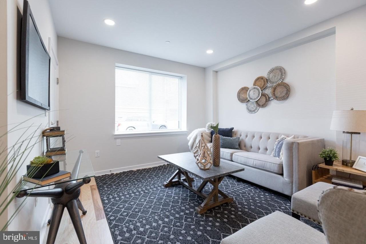 1322 N Hope St Apt A #A - Photo 4 of 30