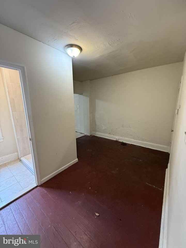 3203 Pearl Street - Photo 3 of 12