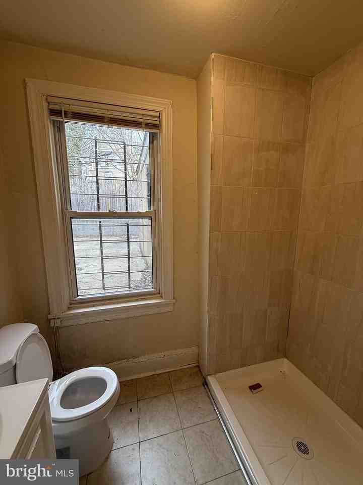 3203 Pearl Street - Photo 4 of 12